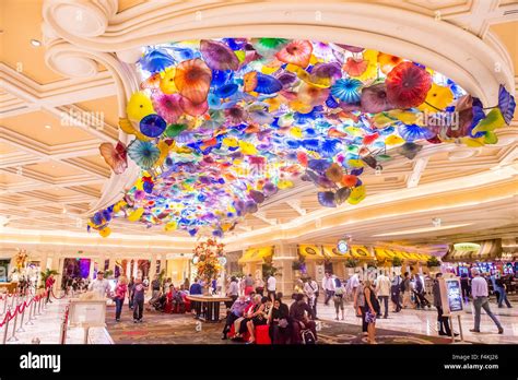 bellagio hotel and casino restaurants.
